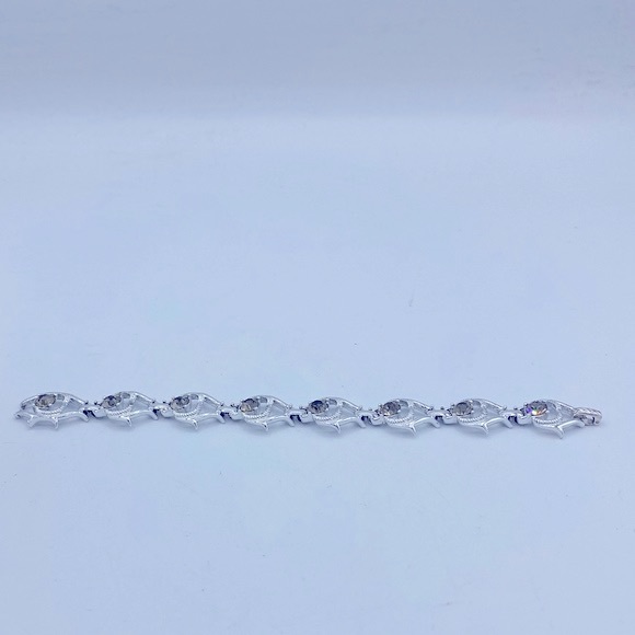 Sarah Coventry “Cool Surrender”Bracelet Silver-tone With Smokey Grey Rhinestones - Picture 5 of 13